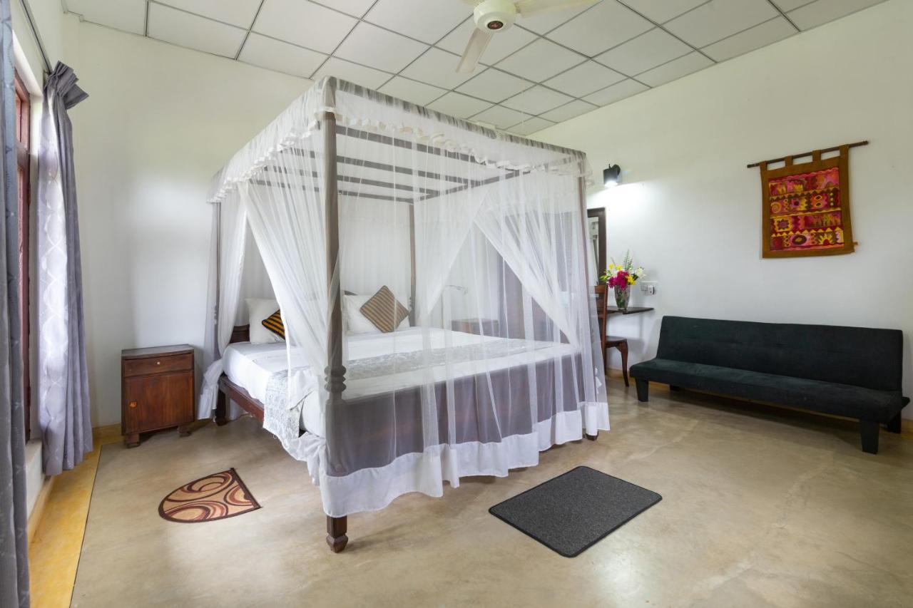 The Hideout Sigiriya Villa Luaran gambar