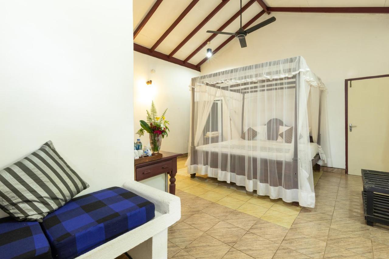 The Hideout Sigiriya Villa Luaran gambar