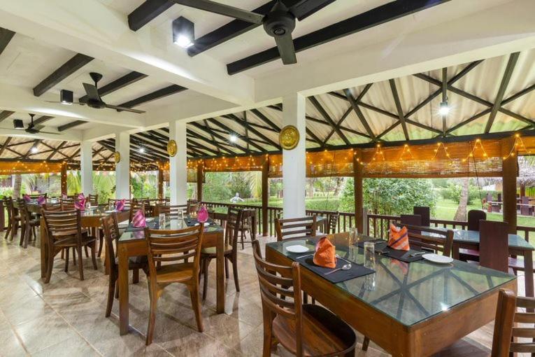 The Hideout Sigiriya Villa Luaran gambar