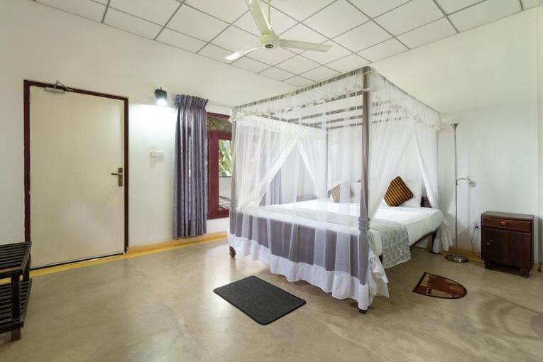 The Hideout Sigiriya Villa Luaran gambar